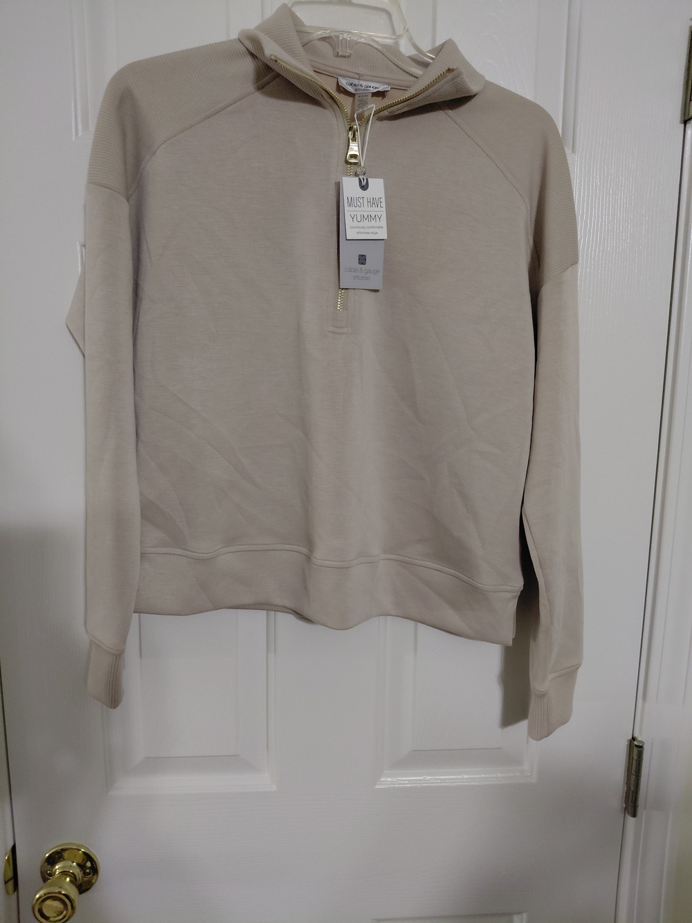 Cable & Gauge Women's Half-Zip Pullover in Light Beige with Gold Trim